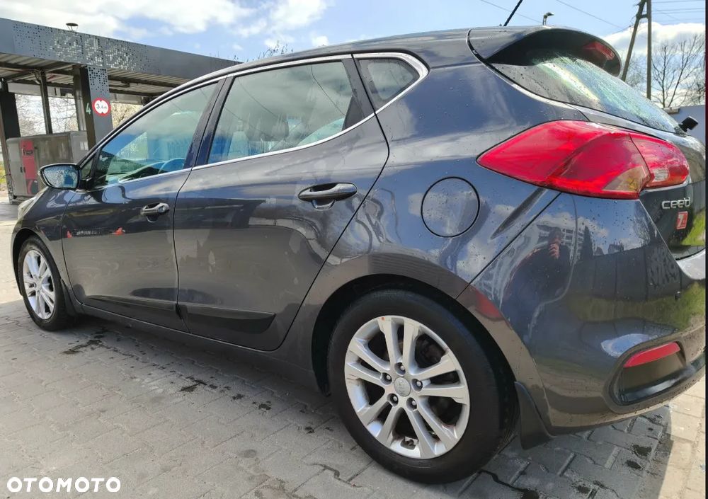Kia Ceed 1.6 GDI M - 4