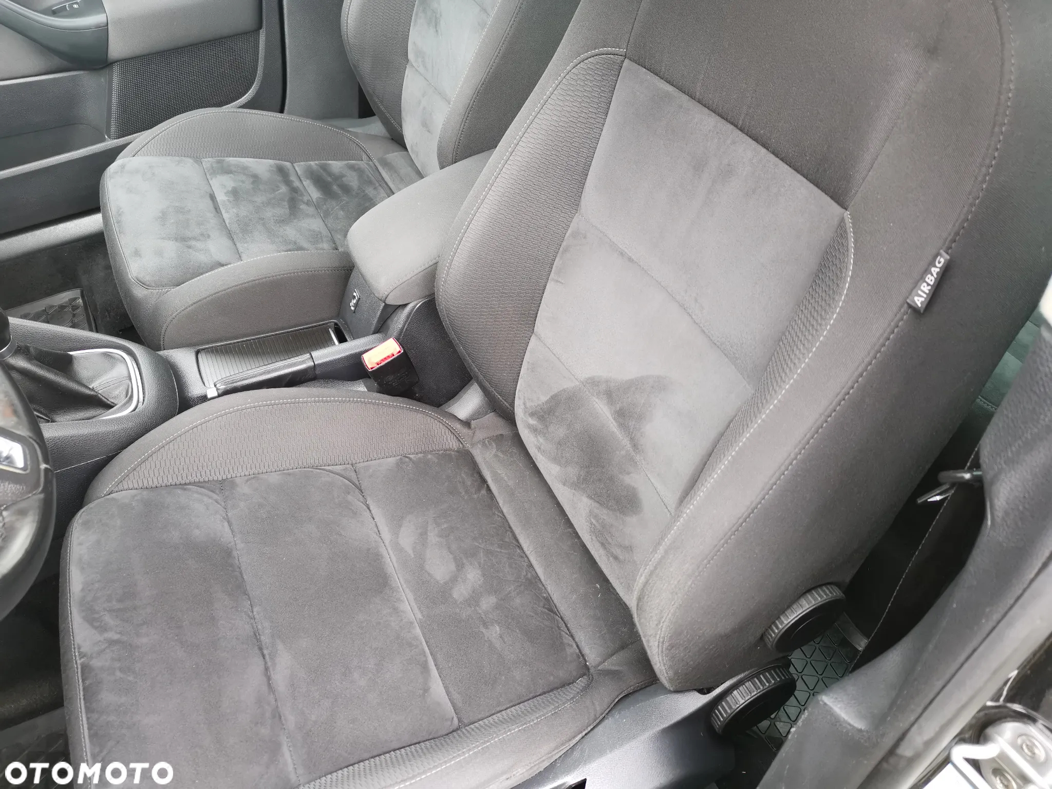 Volkswagen Golf 1.4 TSI Highline - 18