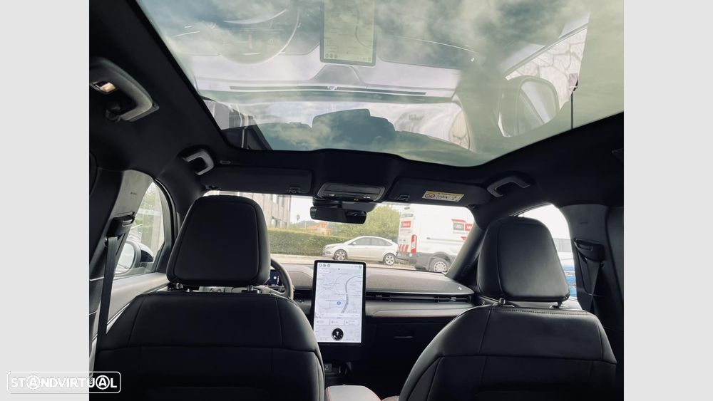 Ford Mustang Mach-E Premium AWD - 12