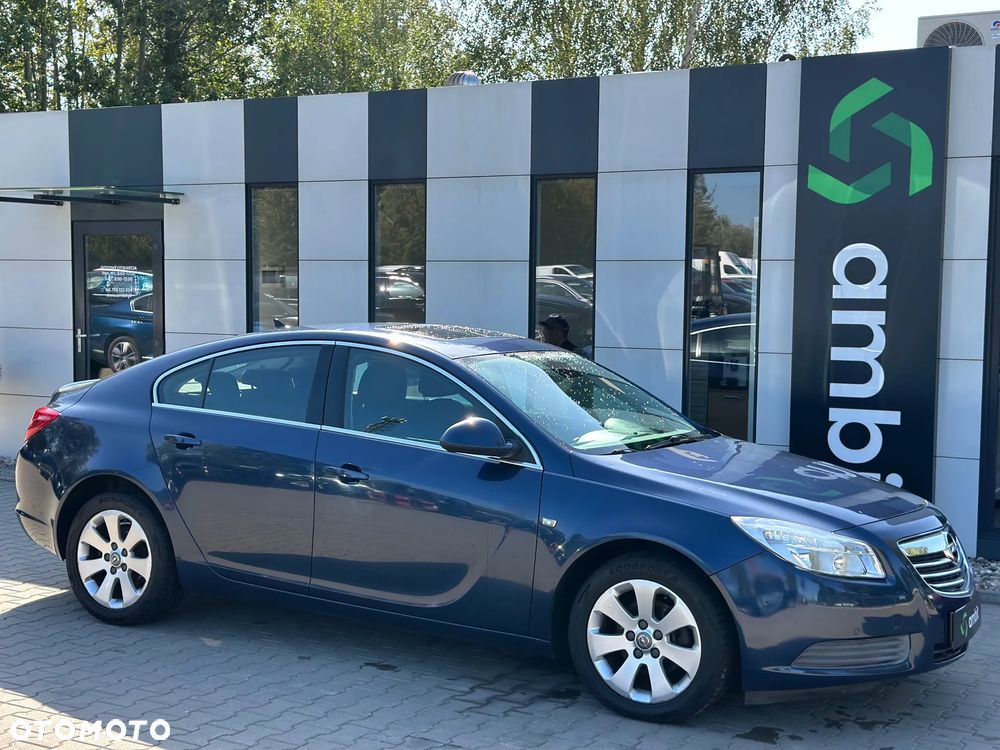 Opel Insignia - 1