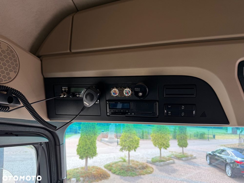Mercedes-Benz Actros - 29