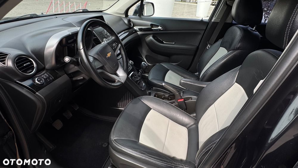Chevrolet Orlando 1.8 LT+ - 25
