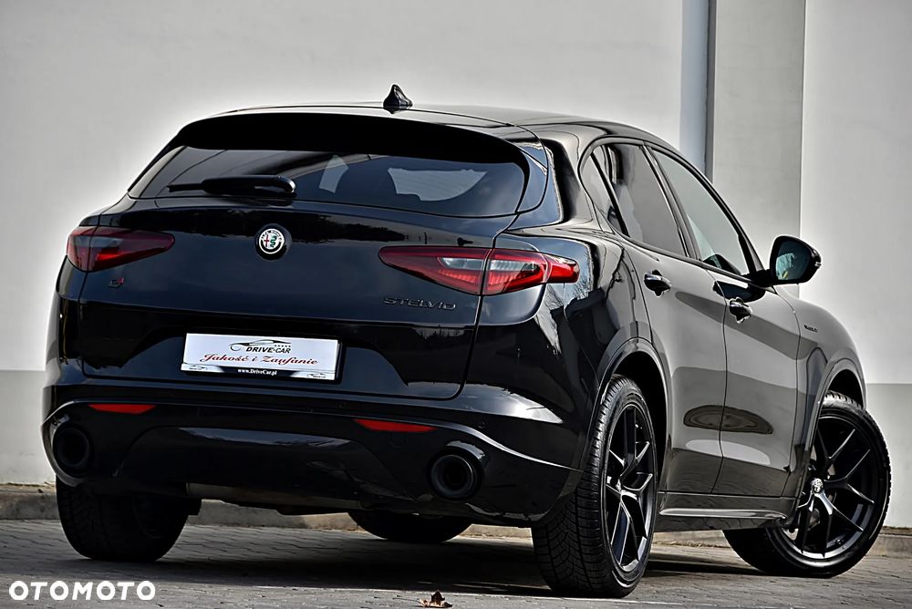 Alfa Romeo Stelvio 2.0 Turbo Veloce Q4 - 6