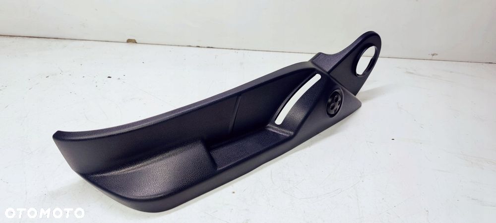 OSŁONA ZAŚLEPKA FOTELA LEWA AUDI A3 8P 8P0881325A - 1