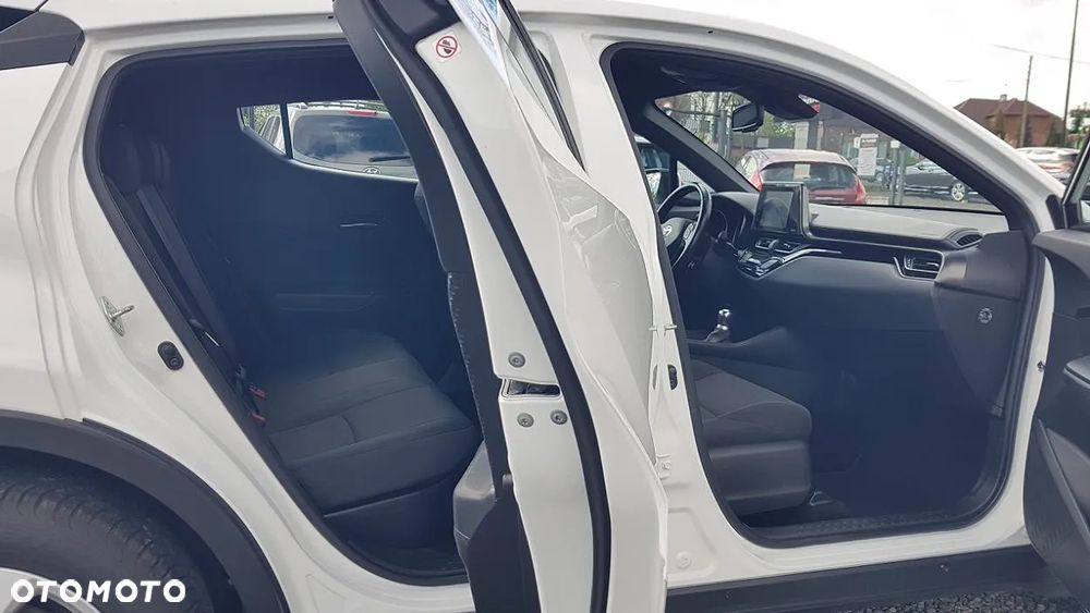 Toyota C-HR - 28