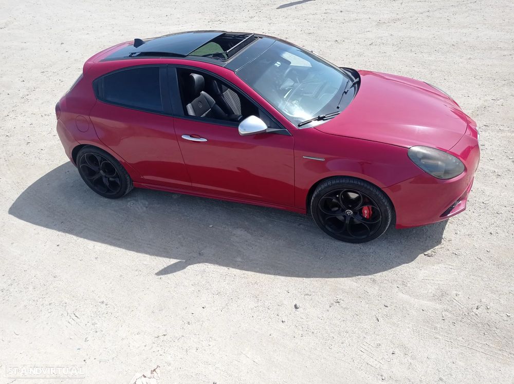 Alfa Romeo Giulietta 2.0 JTDM 16V - 6