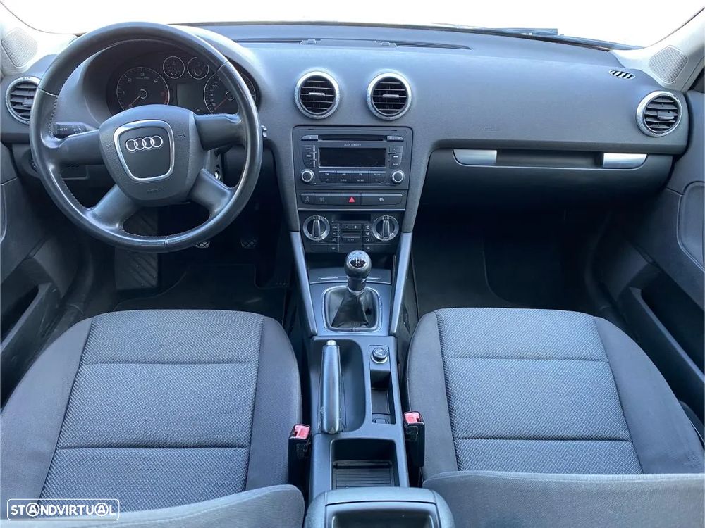 Audi A3 Sportback 1.6 TDI Attraction - 13