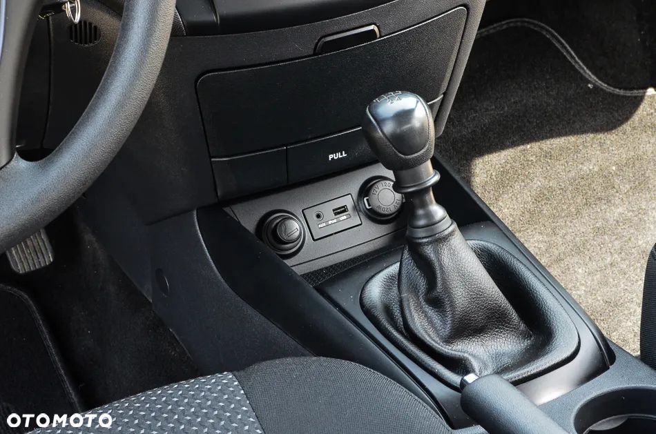 Hyundai i30 1.4 Comfort EU5 - 26