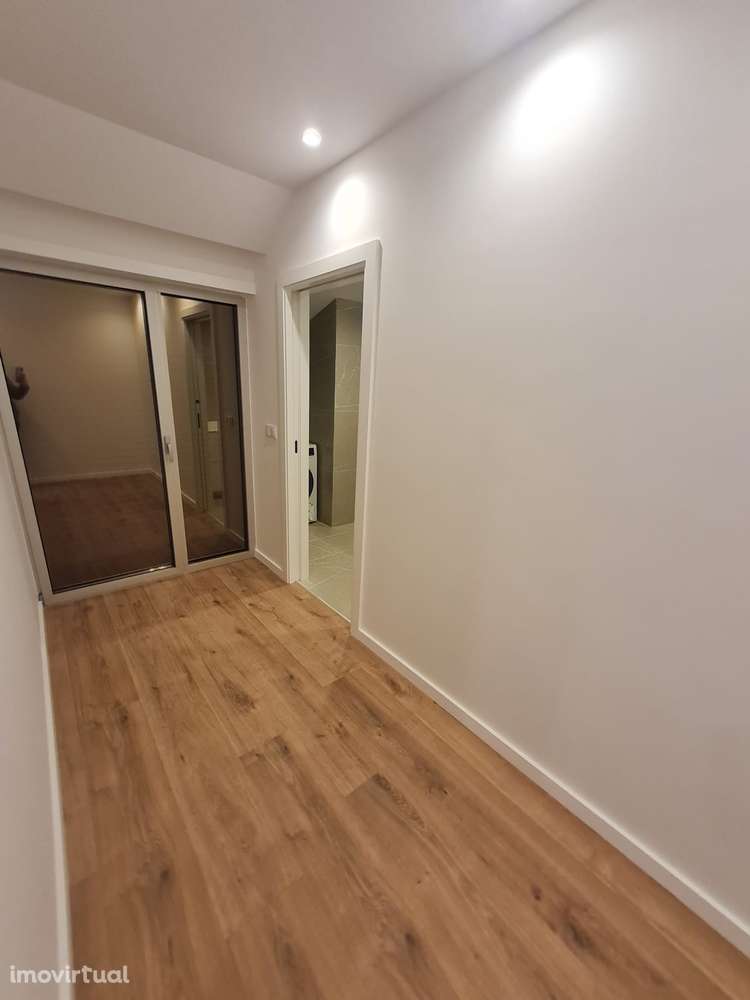 T2 DPX novo junto ao Palácio do Gelo - Grande imagem: 3/33