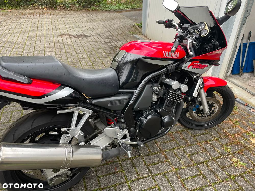 Triumph Street Triple - 9