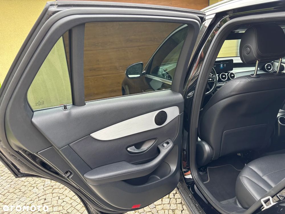 Mercedes-Benz GLC - 19