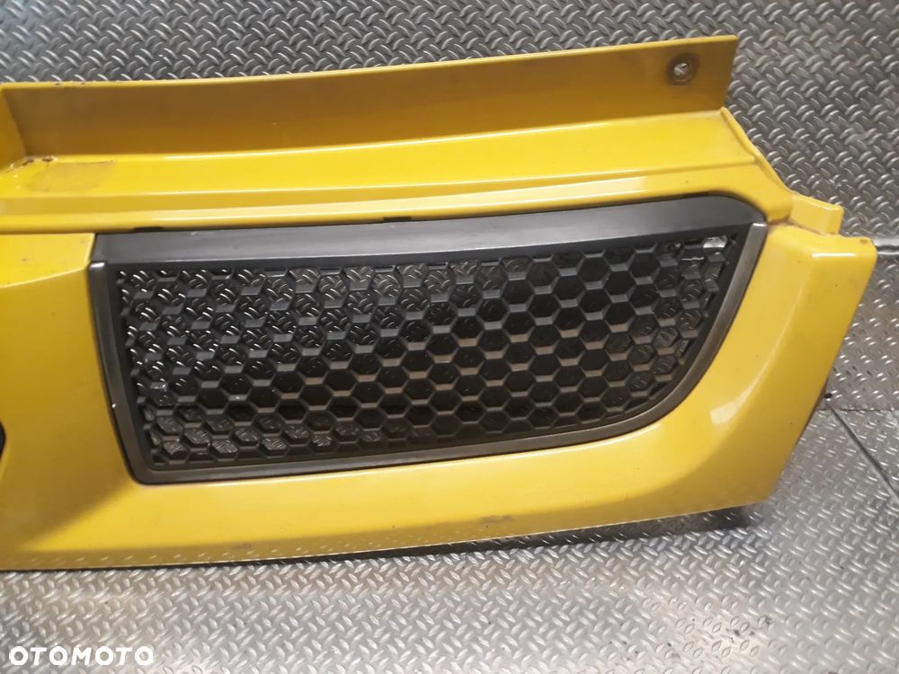 GRILL ATRAPA RENAULT TRAFIC II - 4