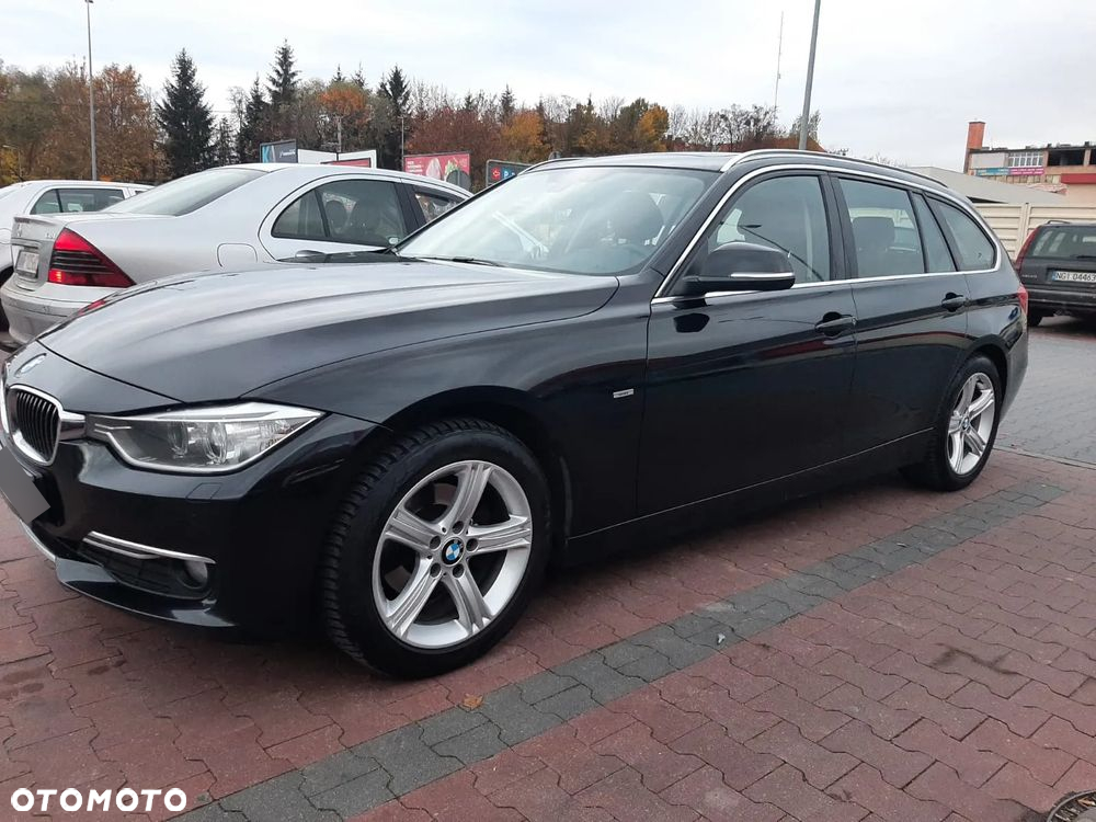 BMW Seria 3 318d Touring Luxury Line - 18