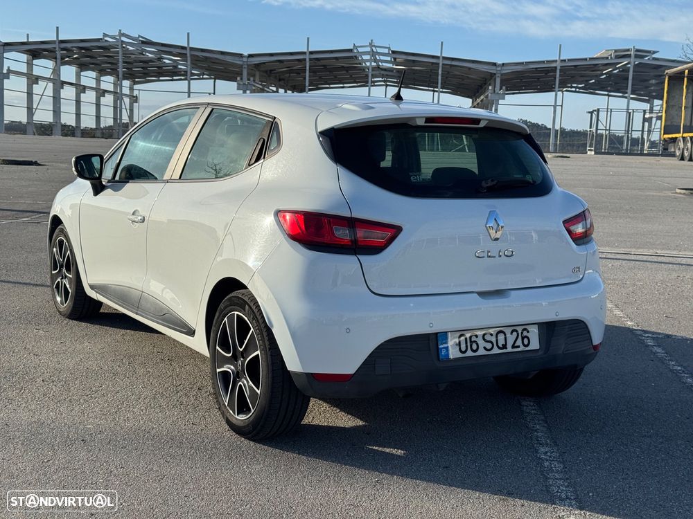 Renault Clio dCi 90 Dynamique - 4