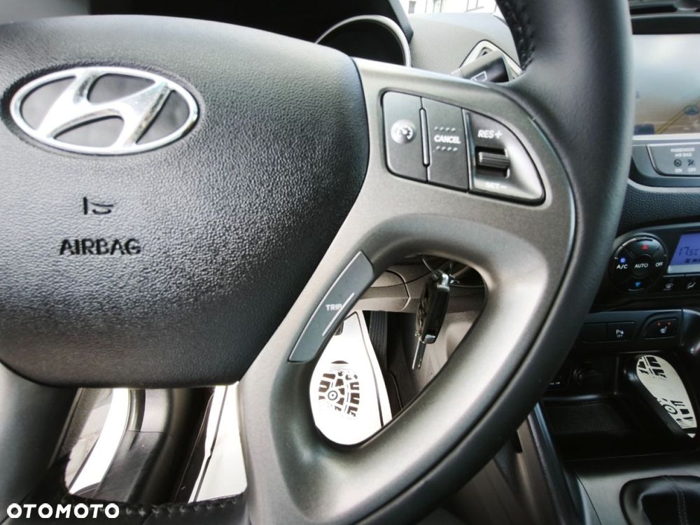 Hyundai ix35 - 13