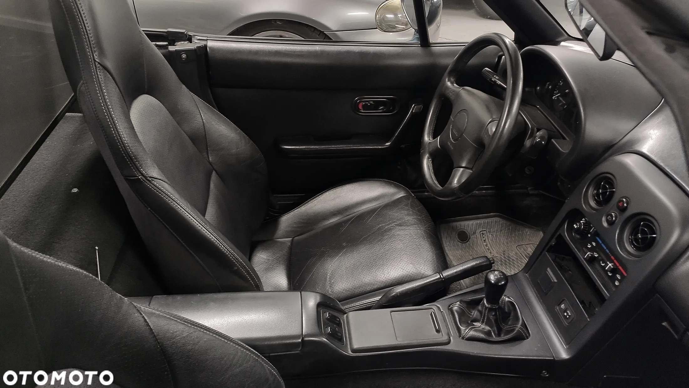 Mazda MX-5 1.6 - 9