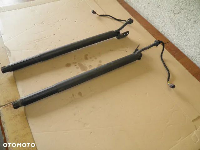 SIŁOWNIKI KLAPY KIA SPORTAGE 2018r ELEKTRYCZNE 81770-D9100 - 3