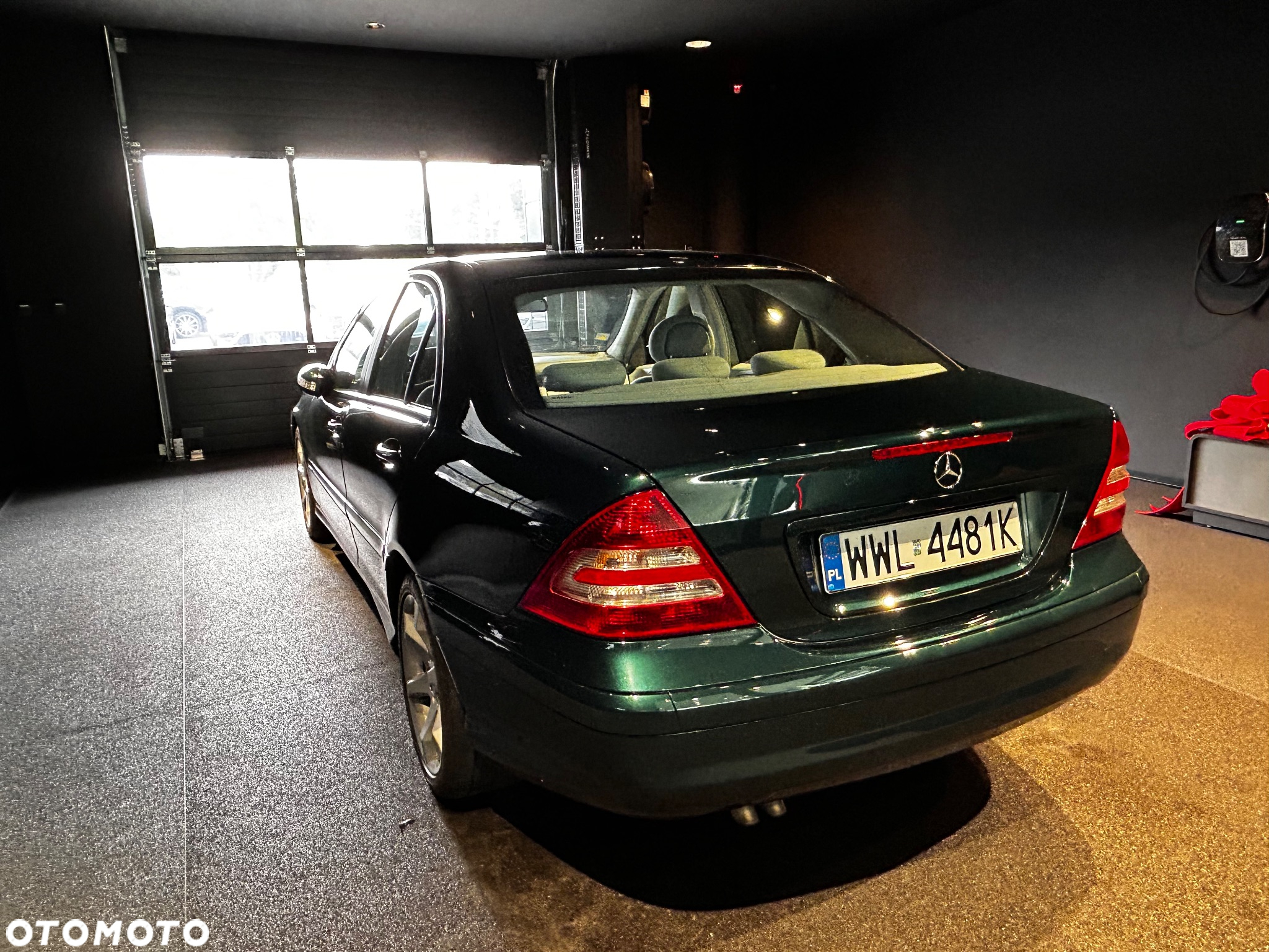 Mercedes-Benz Klasa C 180 Kompressor Automatik Classic Sport Edition - 11