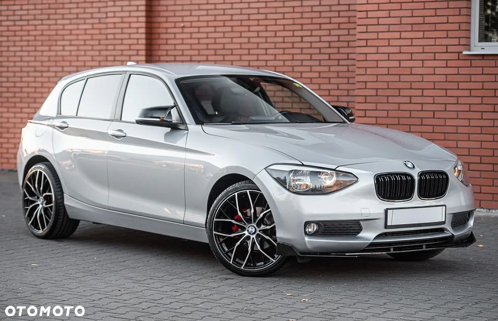BMW Seria 1 116i Sport Line - 2