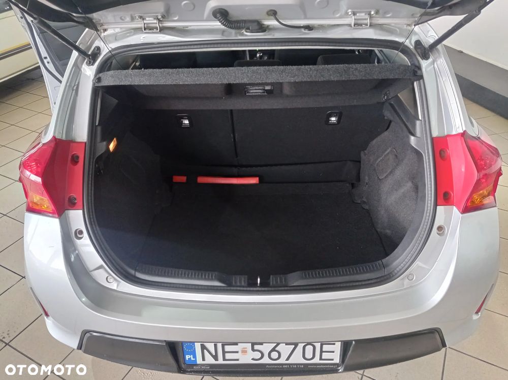 Toyota Auris 1.33 VVT-i Active - 11
