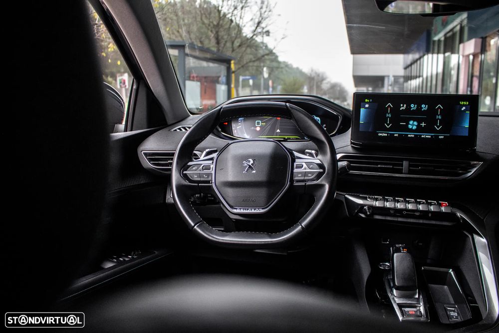 Peugeot 3008 1.6 Hybrid Allure e-EAT8 - 33