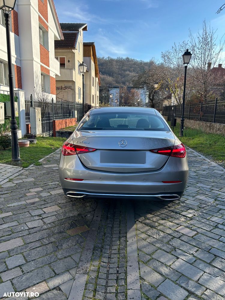 Mercedes-Benz C 200 d T 9G-TRONIC Avantgarde Advanced - 24