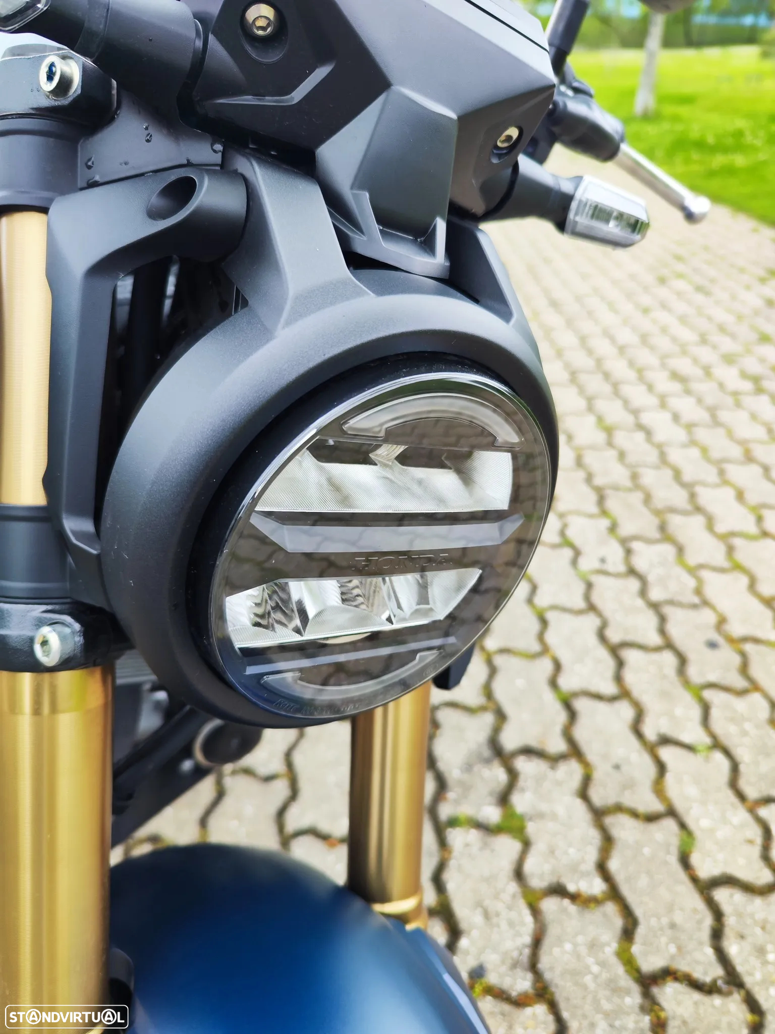 Honda CB 125 R - 8