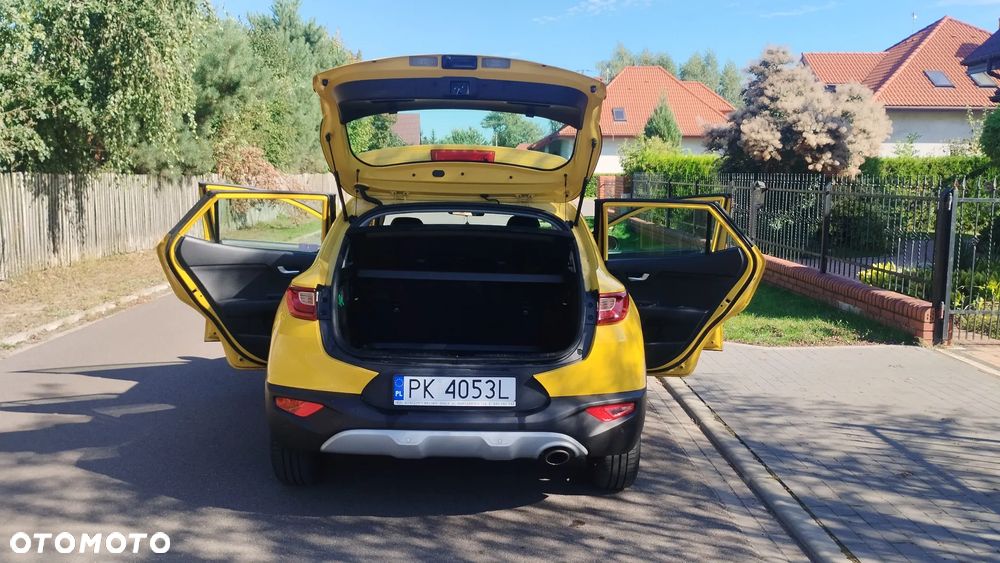 Kia Stonic 1.2 M - 11