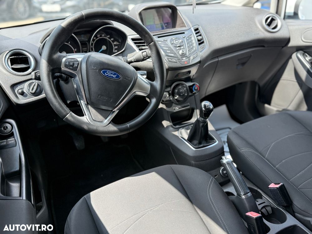 Ford Fiesta 1.5 TDCi SYNC Edition - 5
