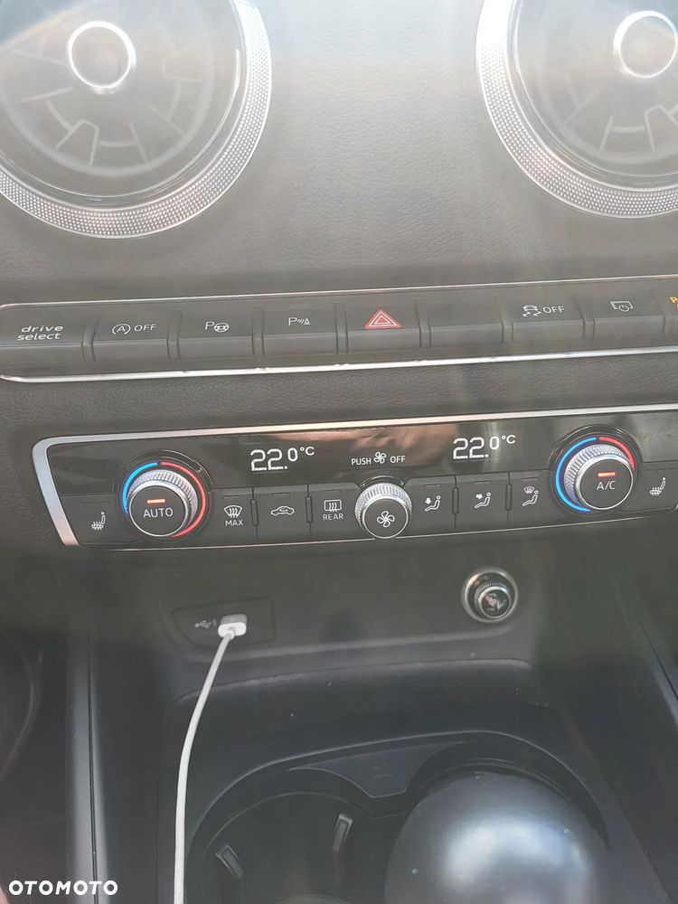 Audi S3 S tronic - 7