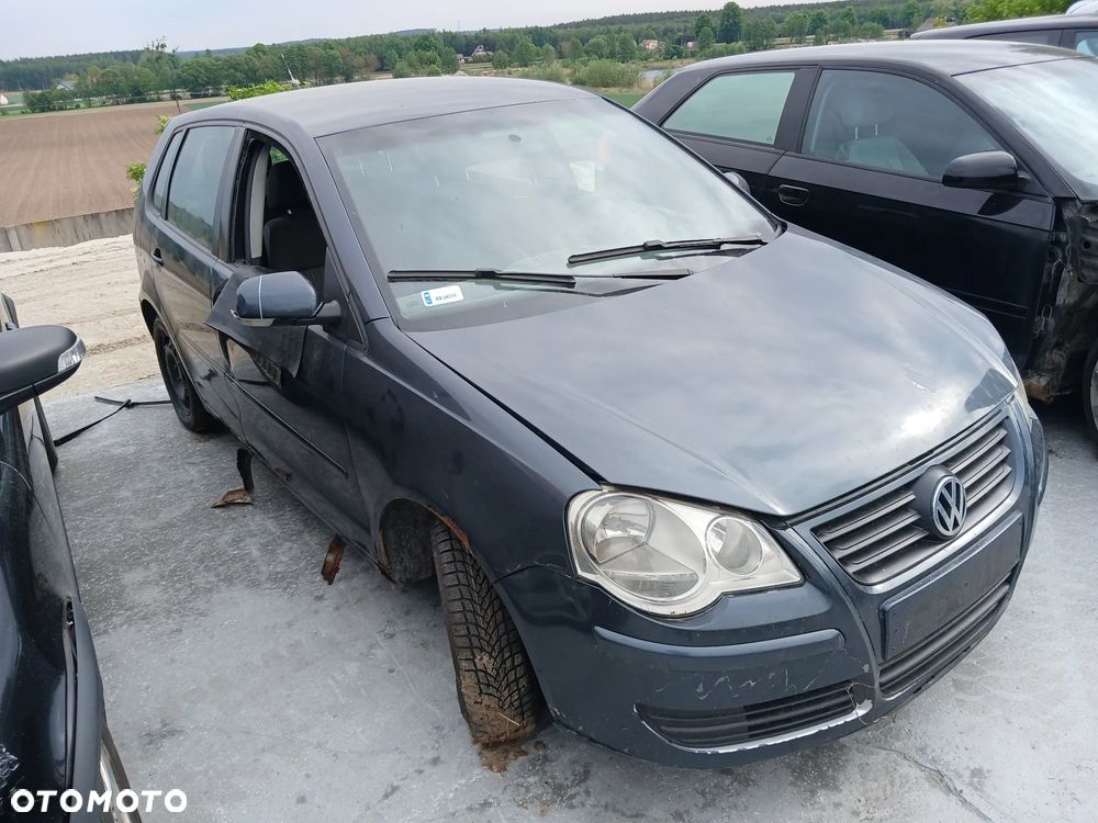 VW POLO 9N2 1.4 TDI BNM LAK LC7V CAŁY NA CZĘŚCI CZESCI - 2