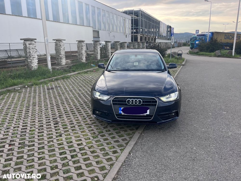 Audi A4 - 1
