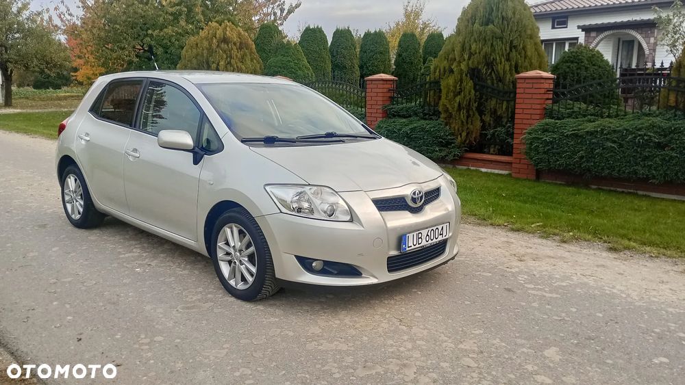 Toyota Auris 1.33 VVT-i - 2