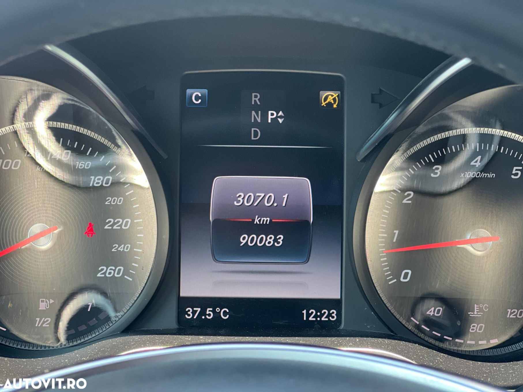 Mercedes-Benz C - 9
