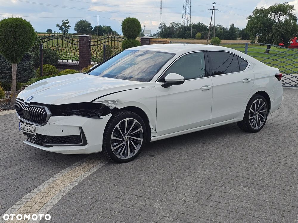 Skoda Superb 2.0 TSI 4x4 L&K DSG - 2