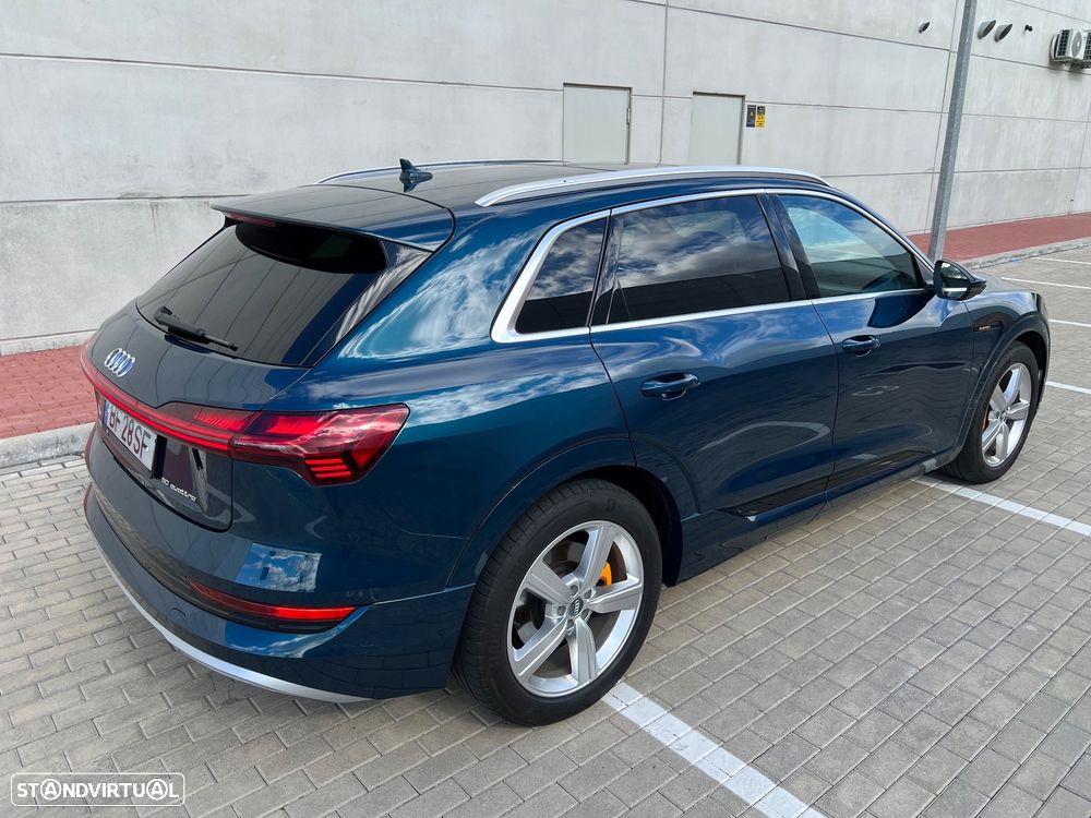Audi e-tron 50 quattro S line - 4