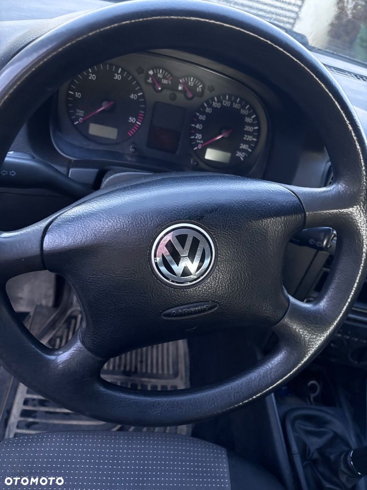 Volkswagen Golf 1.9 TDI 4Mot - 9