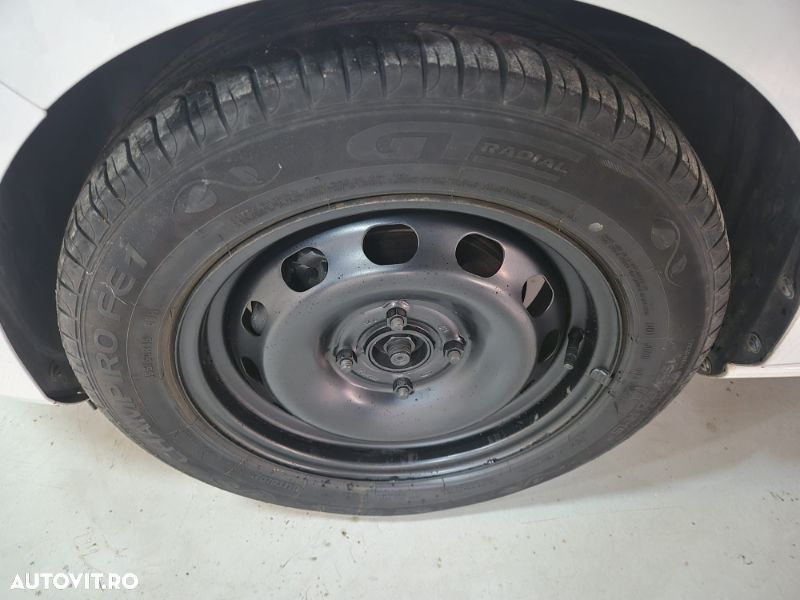 Ford Fiesta - 7