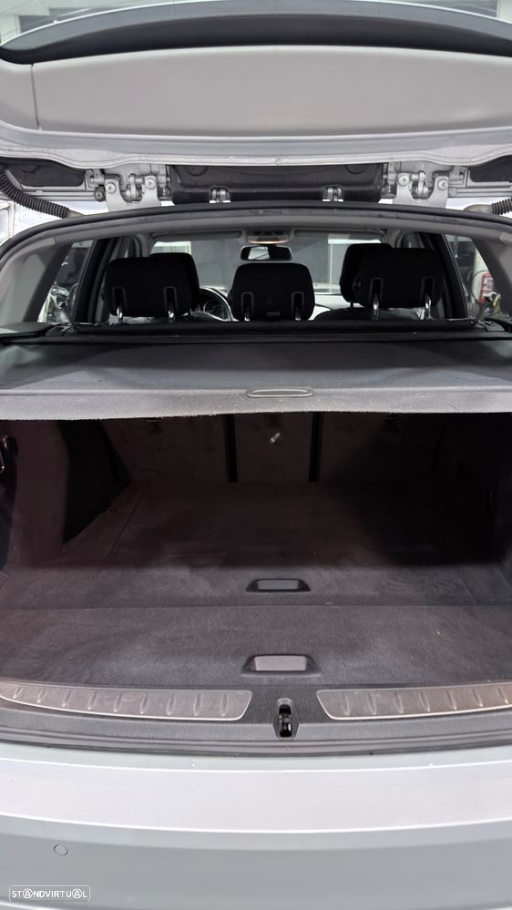BMW 320 d Luxury Line - 7