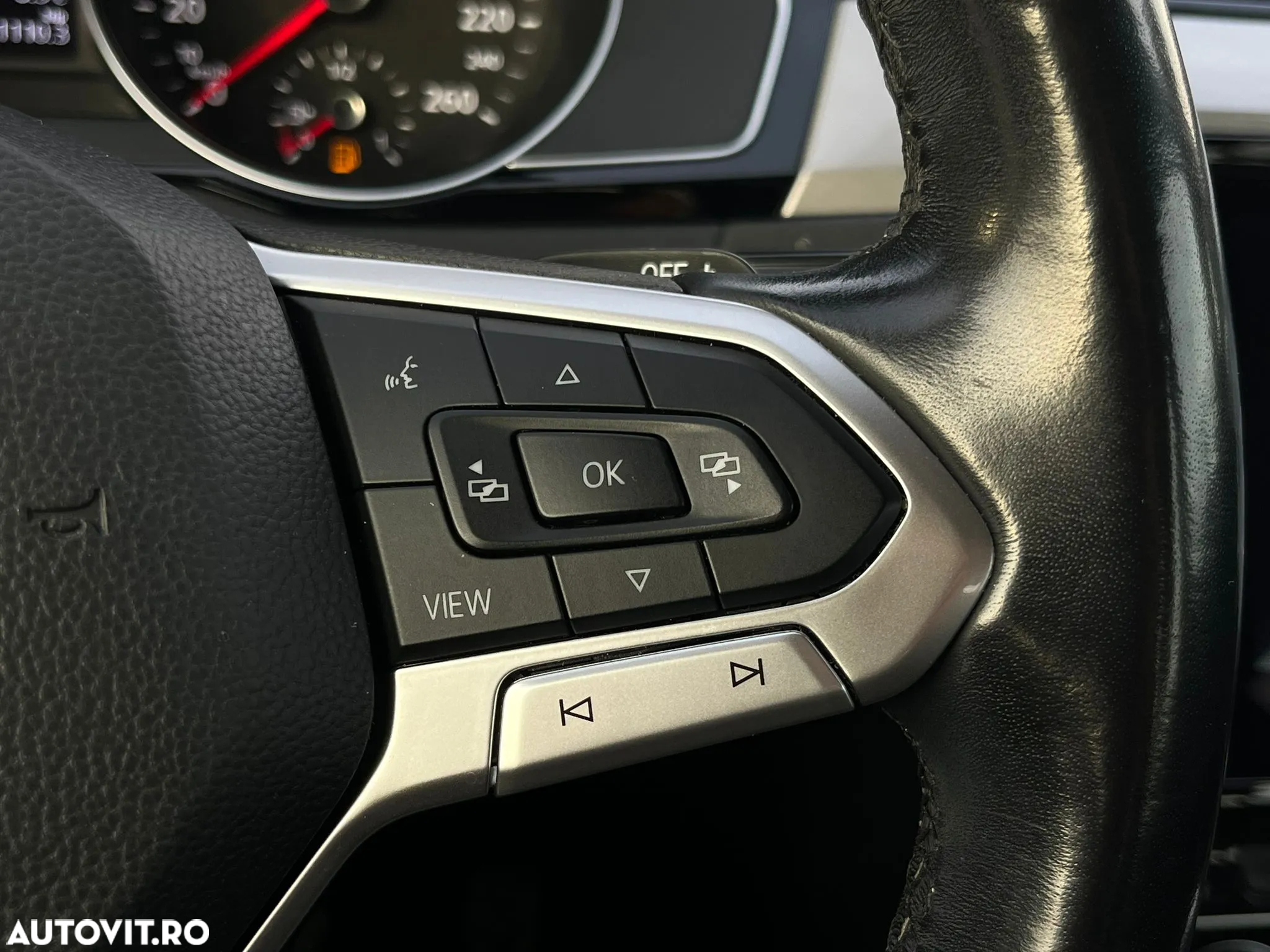 Volkswagen Passat - 14