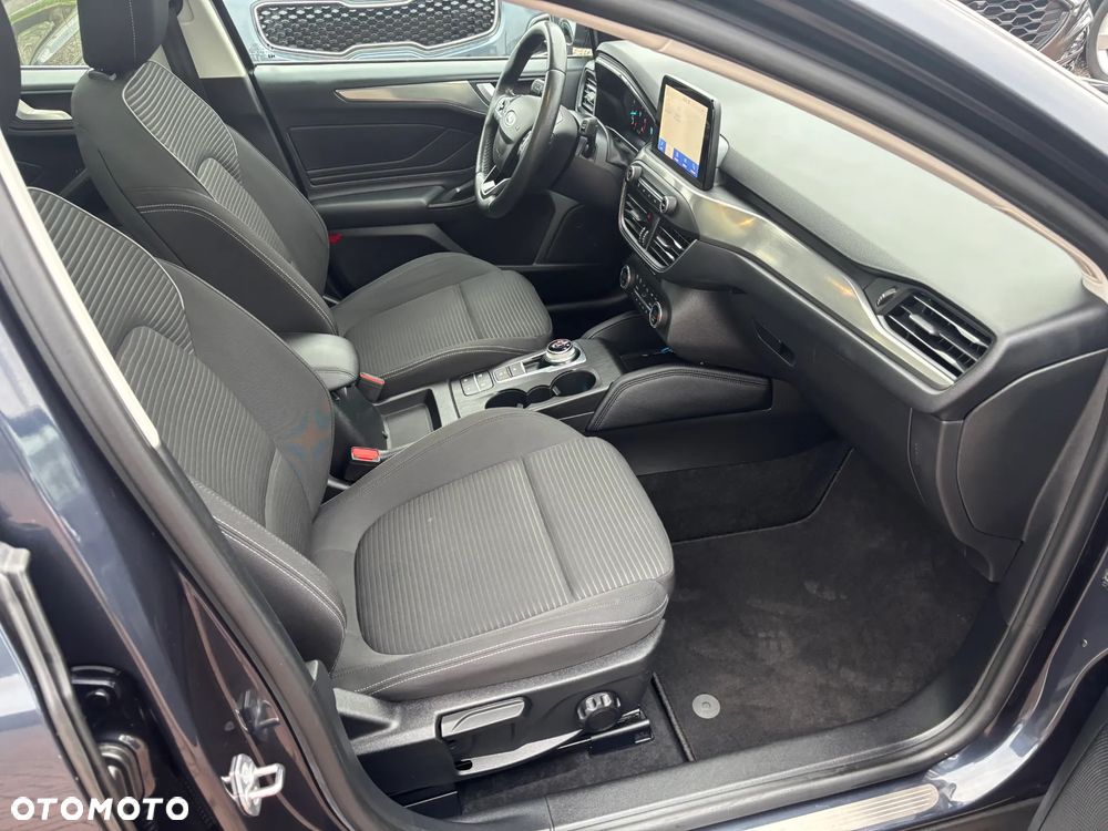 Ford Focus 1.5 EcoBoost Titanium - 16