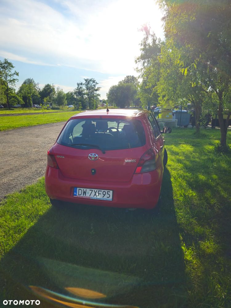 Toyota Yaris - 7
