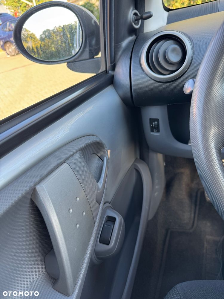 Toyota Aygo - 26