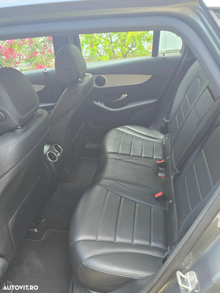 Mercedes-Benz GLC 200 4MATIC MHEV - 5
