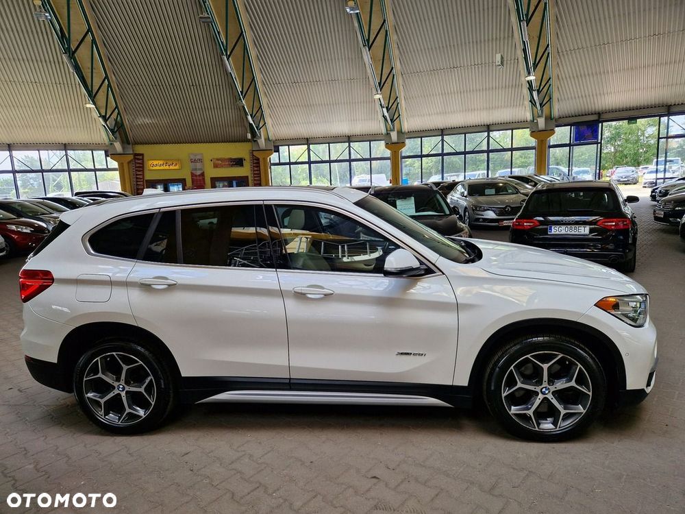 BMW X1 - 10