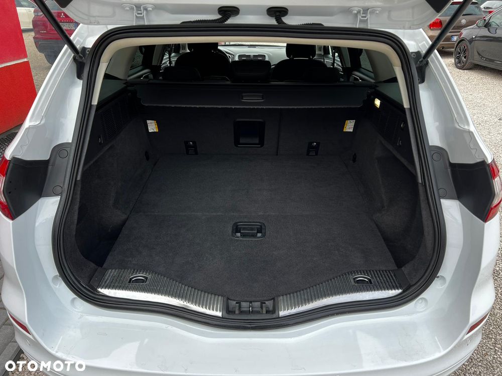 Ford Mondeo 2.0 TDCi STart-Stopp ST-Line - 22