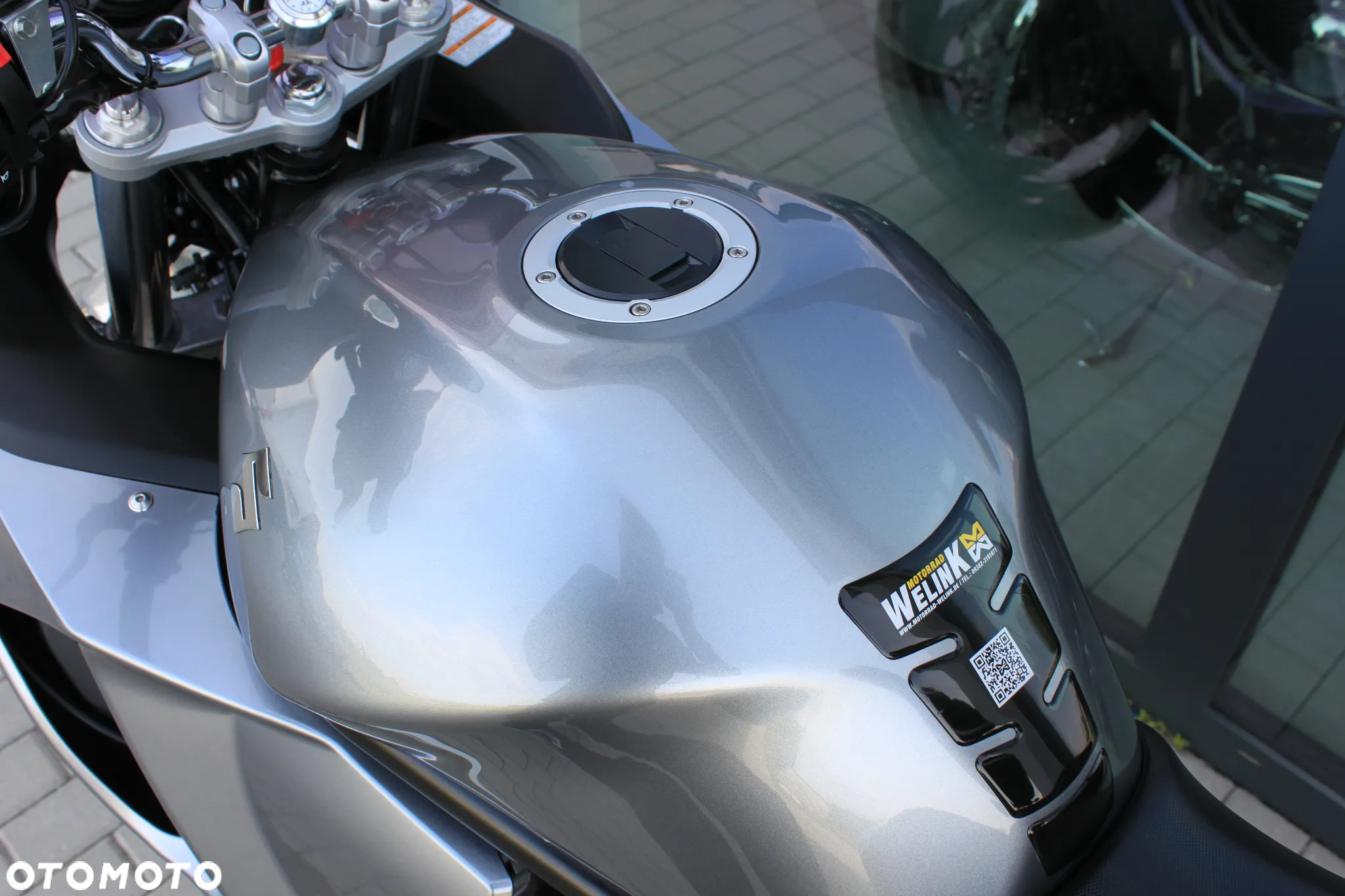 Suzuki GSX - 33