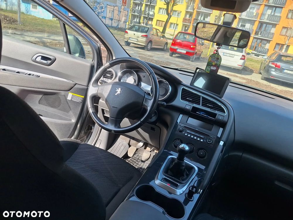 Peugeot 3008 1.6 Active - 11