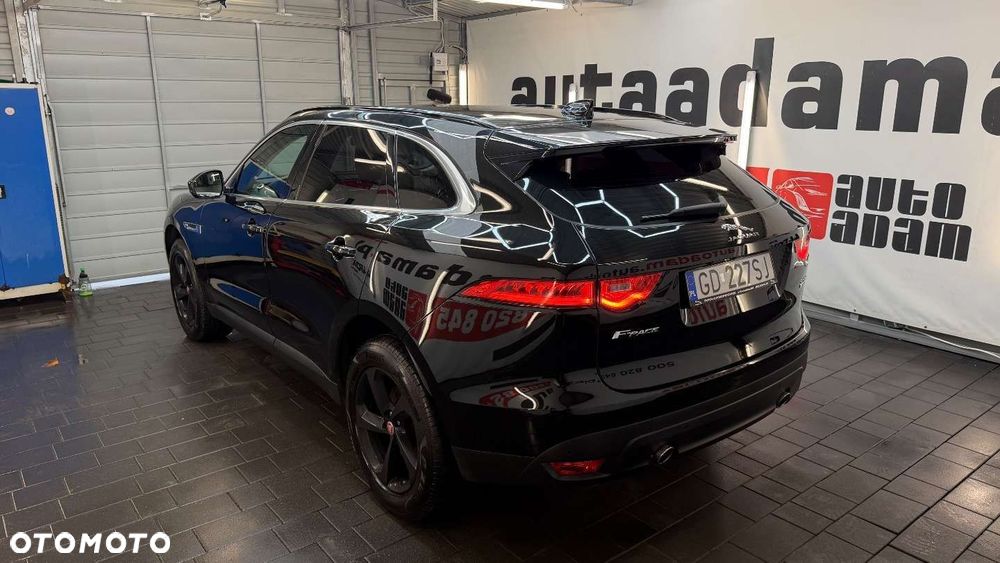 Jaguar F-Pace - 6