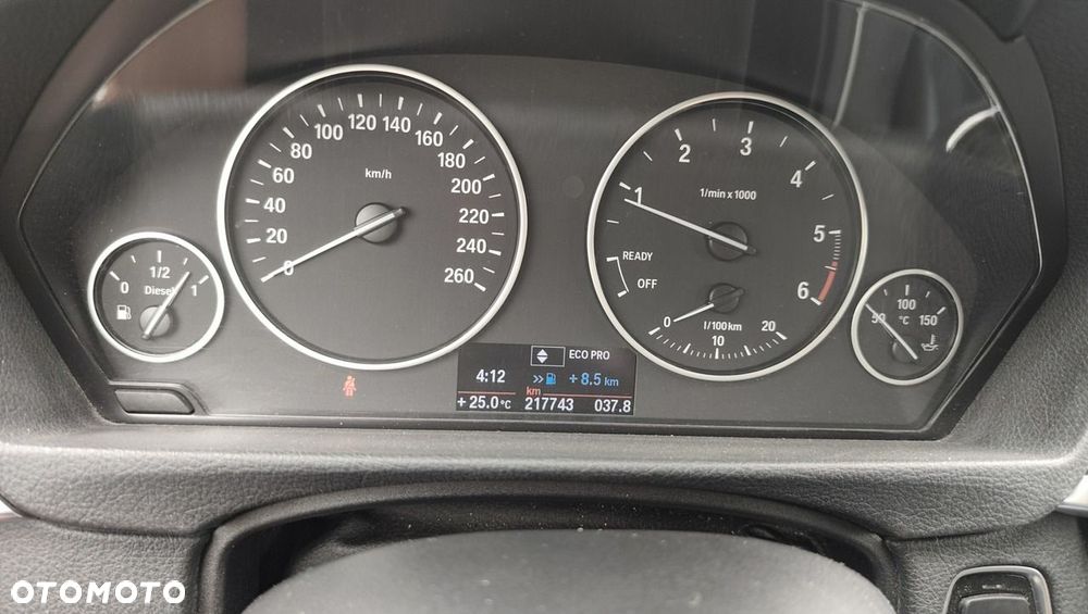BMW Seria 3 320d Luxury Line - 19
